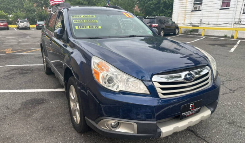 2011 Subaru Outback 2.5i Limited AWD 2.5i Limited 4dr Wagon, Mileage 203,000 full