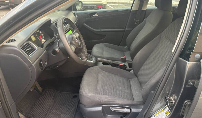 2013 Volkswagen Jetta 4dr Sedan 6A, Mileage 143,373 full