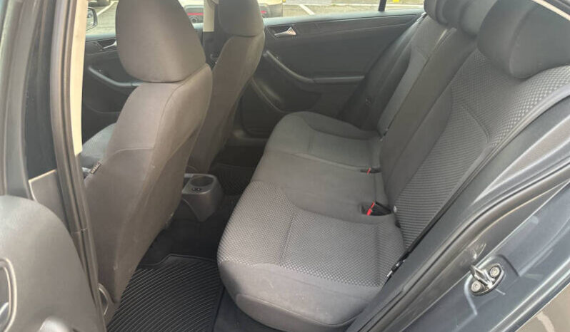 2013 Volkswagen Jetta 4dr Sedan 6A, Mileage 143,373 full