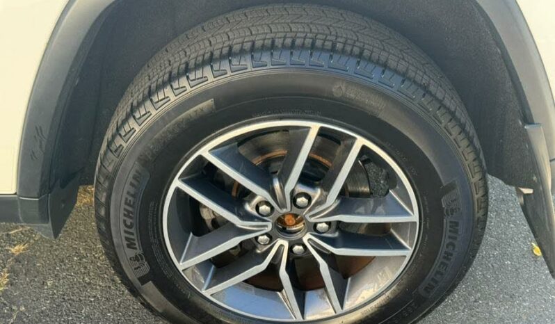 2019 Jeep Grand Cherokee Overland 4WD full