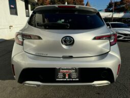 2022 Toyota Corolla Hatchback SE FWD full