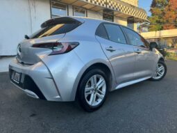 2022 Toyota Corolla Hatchback SE FWD full