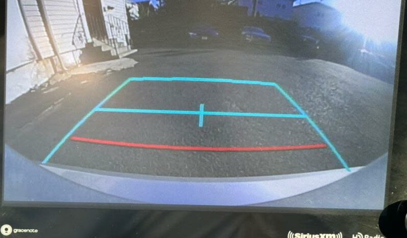 2022 Toyota Corolla Hatchback SE FWD full