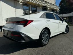 2024 Hyundai Elantra SEL FWD full