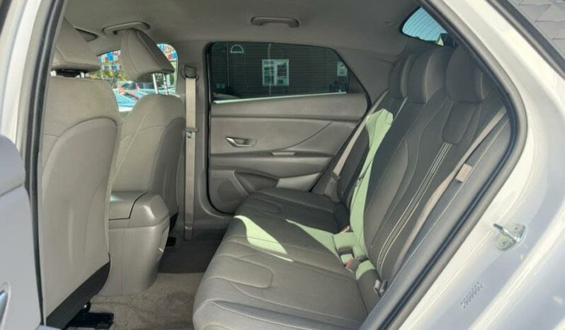 2024 Hyundai Elantra SEL FWD full