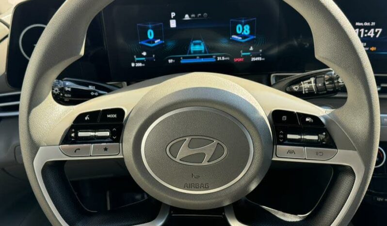 2024 Hyundai Elantra SEL FWD full