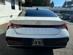 2024 Hyundai Elantra SEL FWD full