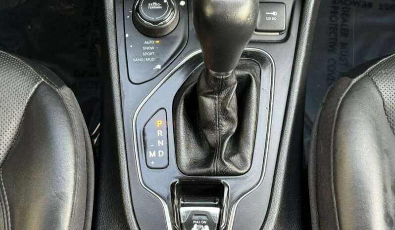 2019 Jeep Cherokee Limited 4WD full