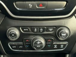 2019 Jeep Cherokee Limited 4WD full