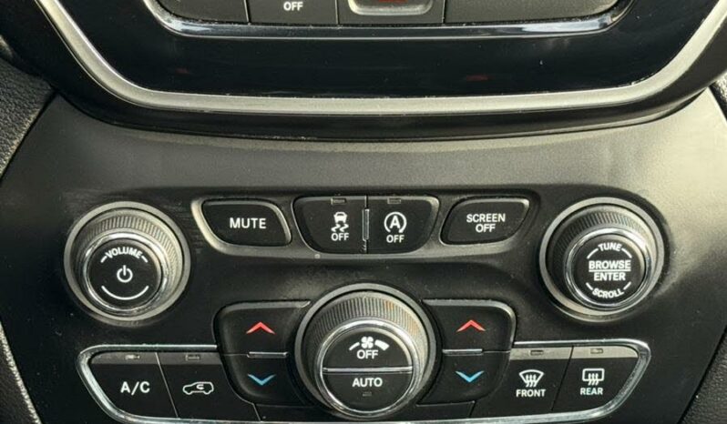 2019 Jeep Cherokee Limited 4WD full