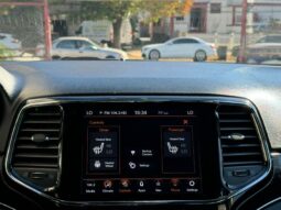 2019 Jeep Grand Cherokee Limited 4WD full