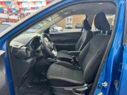 2021 Nissan Kicks S FWD full