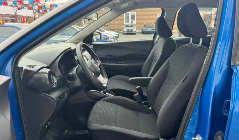 2021 Nissan Kicks S FWD full