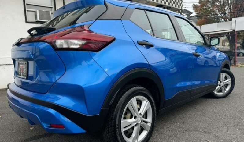2021 Nissan Kicks S FWD full