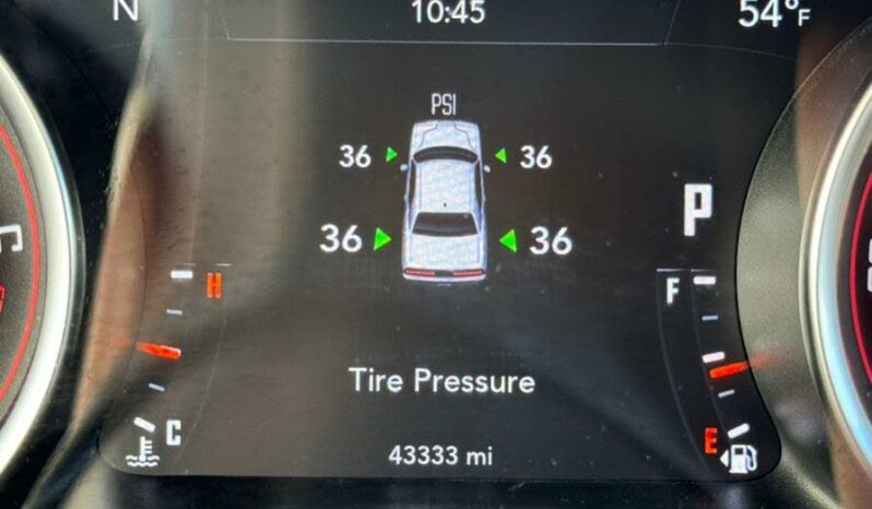 2022 Dodge Challenger GT AWD full