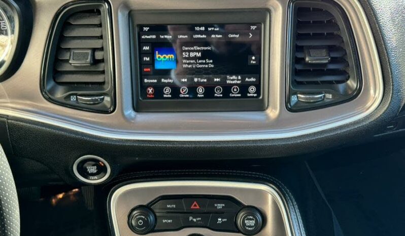 2022 Dodge Challenger GT AWD full