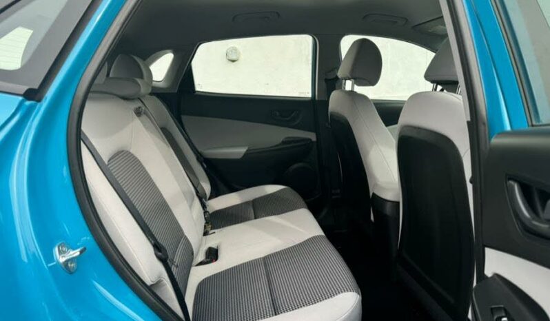 2022 Hyundai Kona SE AWD full