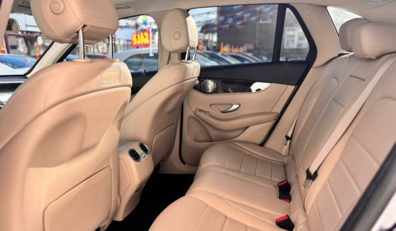 2019 Mercedes-Benz GLC 300 4MATIC full