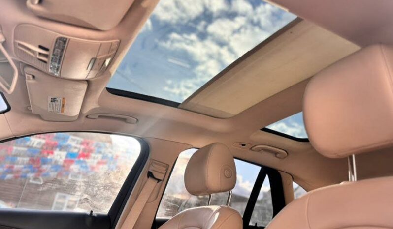 2019 Mercedes-Benz GLC 300 4MATIC full