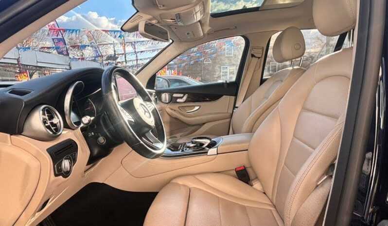 2019 Mercedes-Benz GLC 300 4MATIC full