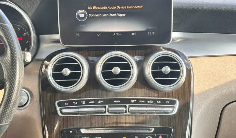 2019 Mercedes-Benz GLC 300 4MATIC full