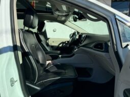 2022 Chrysler Pacifica Limited FWD full