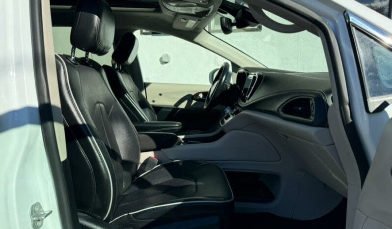 2022 Chrysler Pacifica Limited FWD full