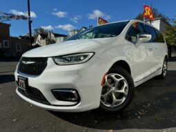 2022 Chrysler Pacifica Limited FWD full