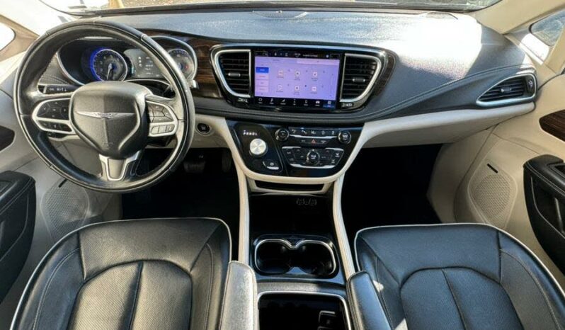 2022 Chrysler Pacifica Limited FWD full