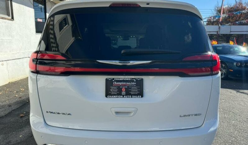 2022 Chrysler Pacifica Limited FWD full