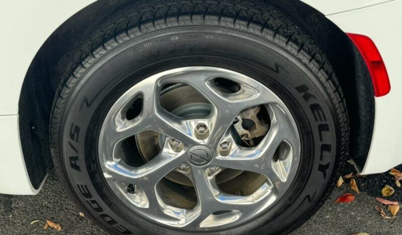 2022 Chrysler Pacifica Limited FWD full