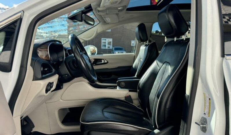 2022 Chrysler Pacifica Limited FWD full