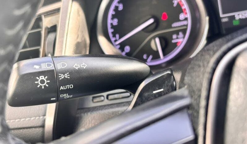 2022 Toyota Camry SE FWD full