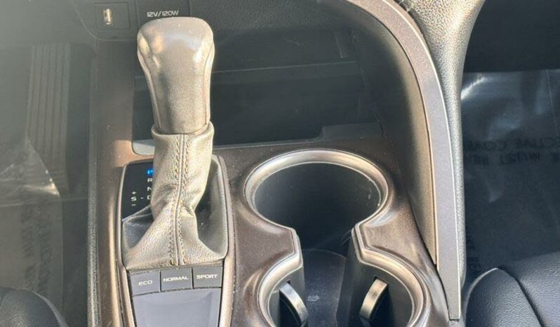 2022 Toyota Camry SE FWD full