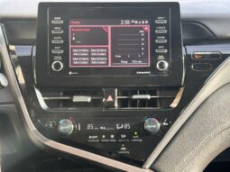 2022 Toyota Camry SE FWD full